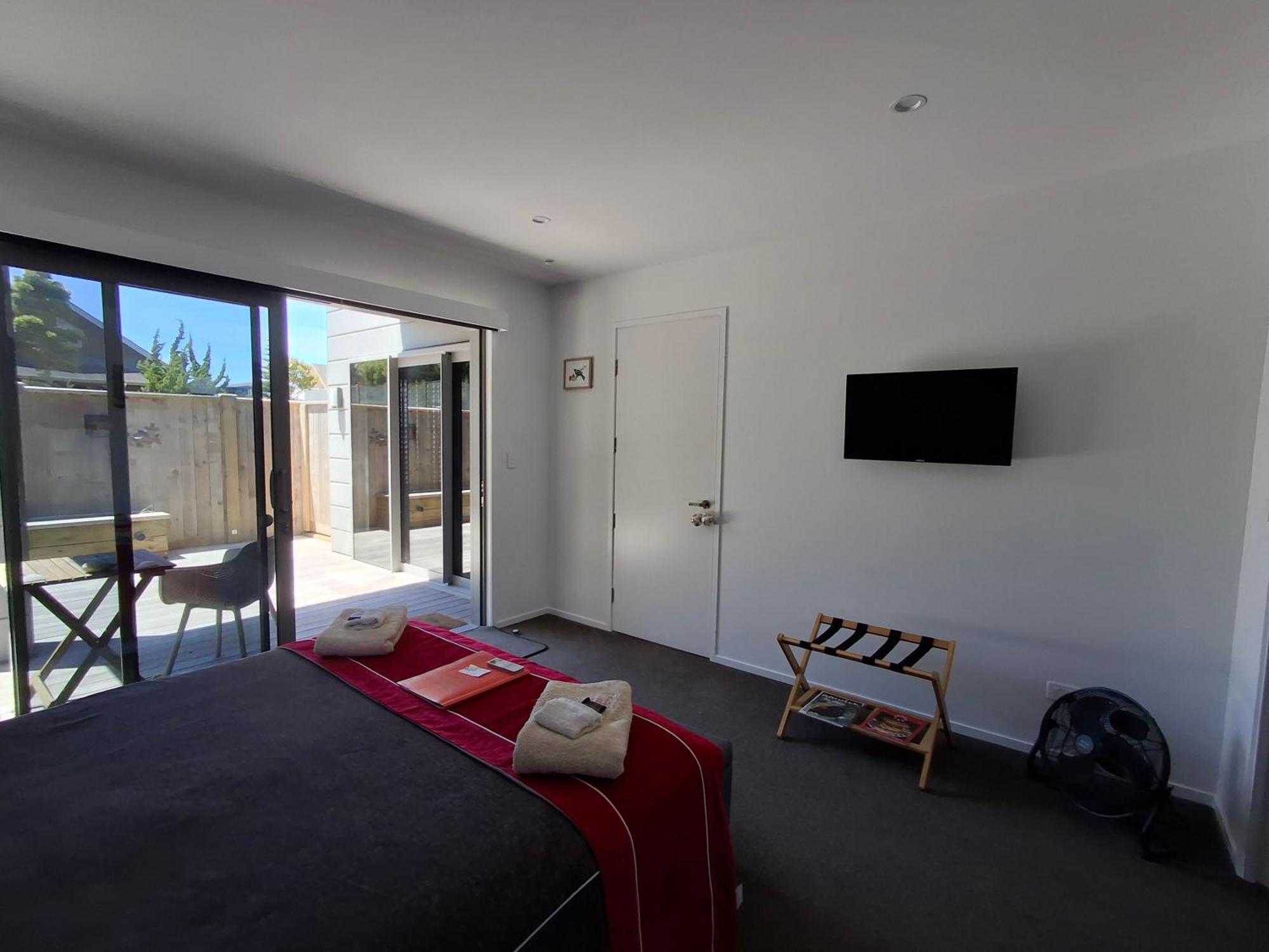 Papamoa Beach, Pohutukawa Deluxe Studio, On Hugoway מראה חיצוני תמונה