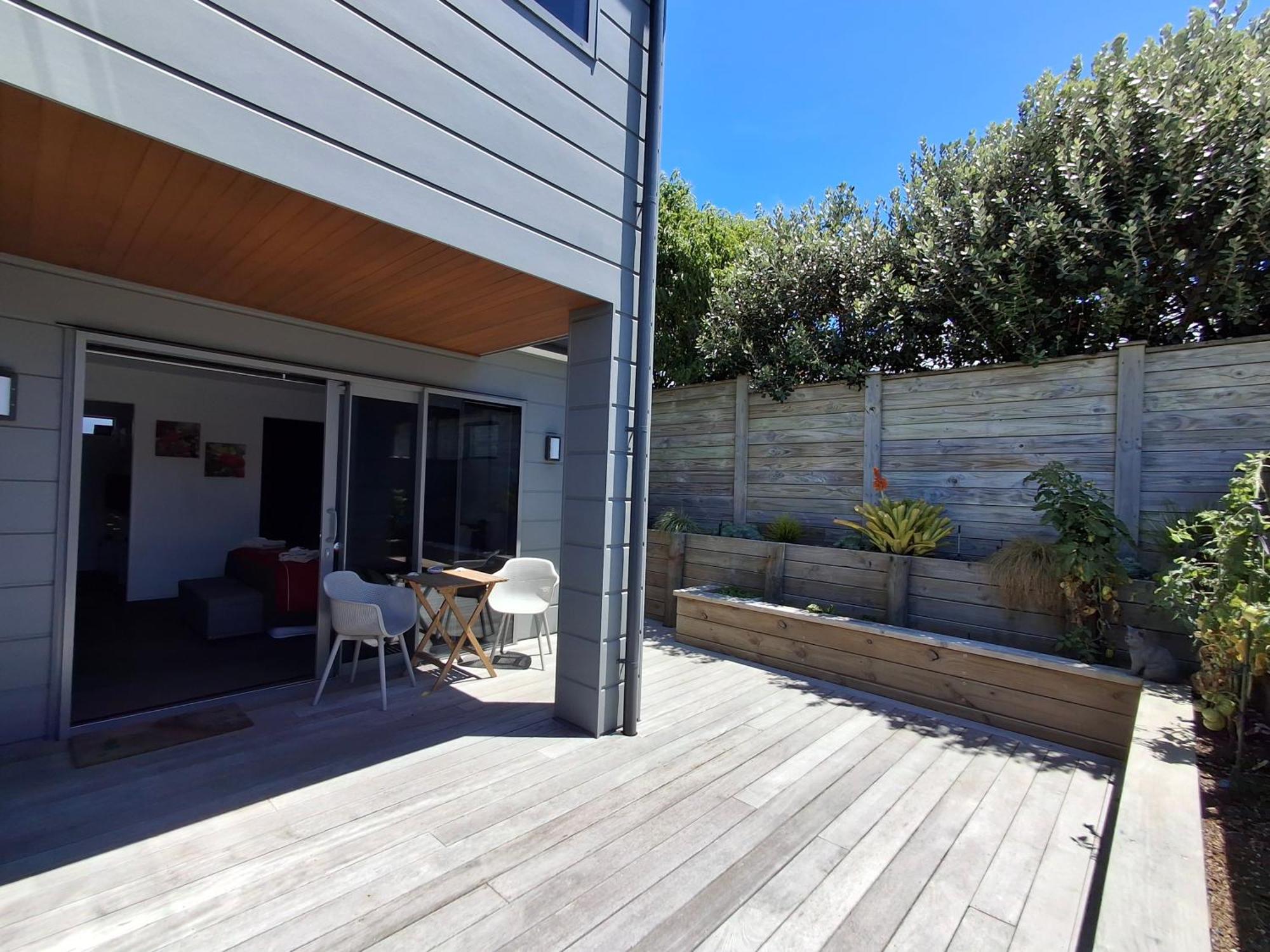Papamoa Beach, Pohutukawa Deluxe Studio, On Hugoway מראה חיצוני תמונה